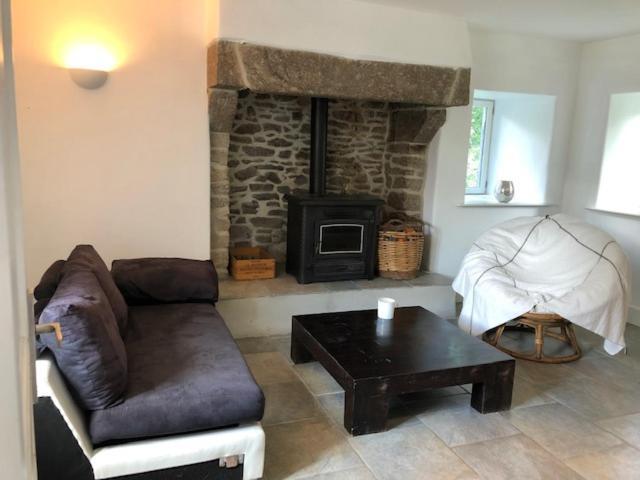 Merveilleux Cottage Dans Parc De 7,5 Hectares Saint-Nicolas-du-Pélem Eksteriør bilde